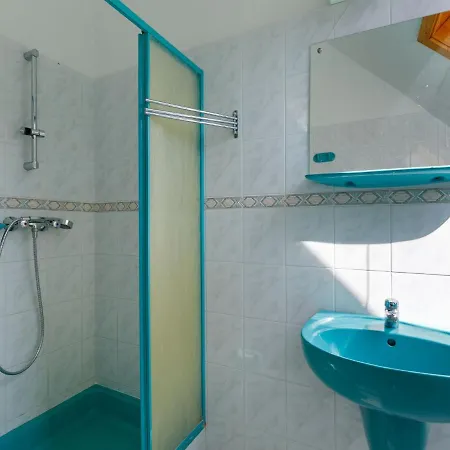 Anthony 2 By Interhome *