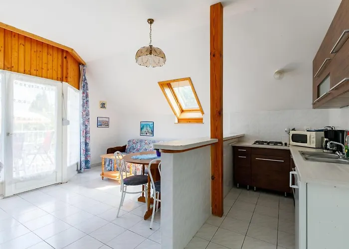 Anthony 2 By Interhome Lägenhet