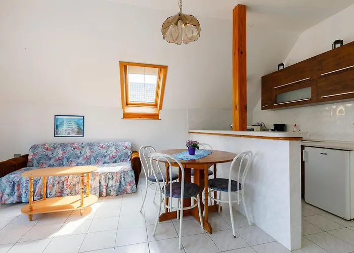 Anthony 2 By Interhome Lägenhet *